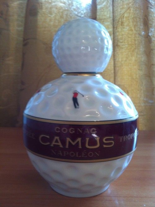 CAMUS NAPOLEON GOLF red.jpg