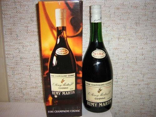 Коньяк Remy Martin VSOP.jpg